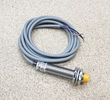LJ12A34Z/BX NPN Индуктивный концевой датчик d12 (нормально открытый)