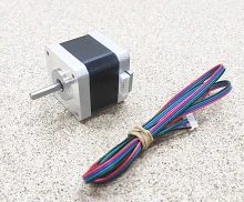 Шаговый двигатель Nema17 0.44Nm 1.3А d5mm